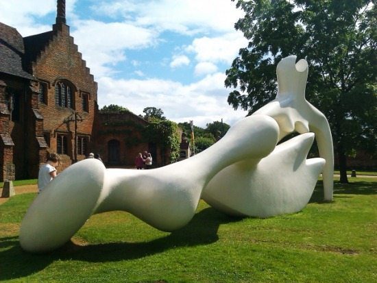 Henry Moore “Reclining Mother and Child”, 1975-6: