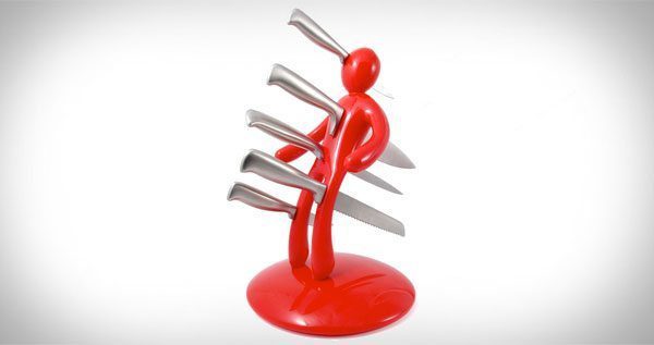 2-unique-voodoo-red-holder-knife-block-by-raffaele-iannello