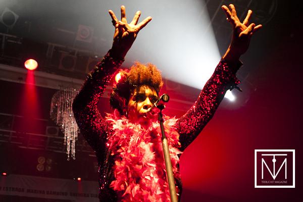 Macy Gray onstage