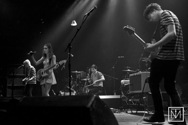 A picture of wolf alice