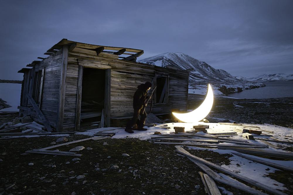 A picture of Leonid Tishkov, Private Moon