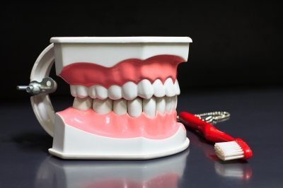 dentures by freedigital and patpitchaya