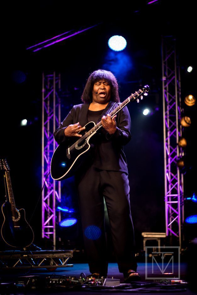 Cambridge Folk Festival, Joan Armatrading