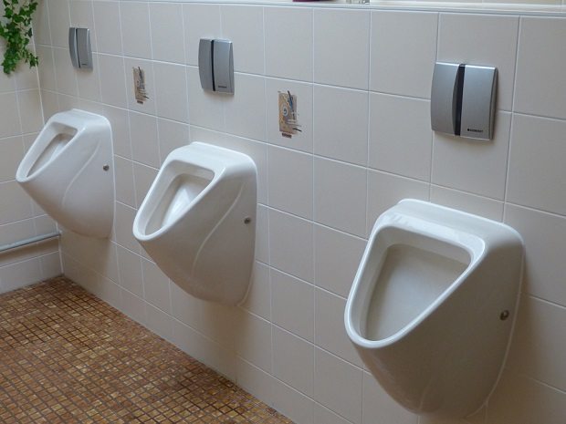 Urinals, drinking water article