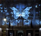 Dominic Harris, Halcyon Gallery facade