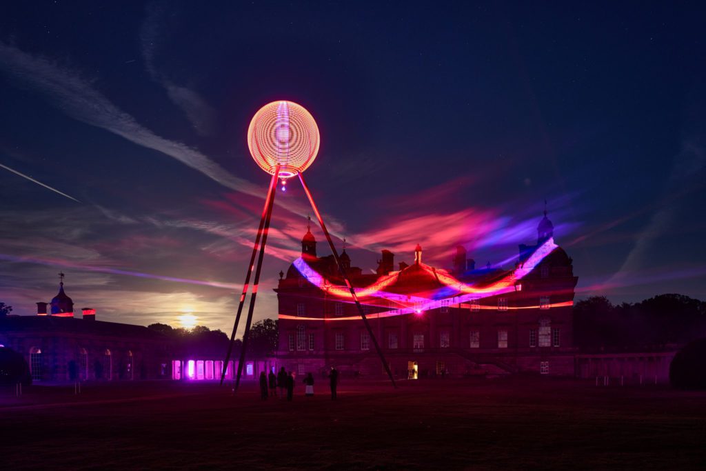 Chris Levine, 528 Hz Love Frequency, Houghton Hall, Installation view, Photo Pete Huggins (7)