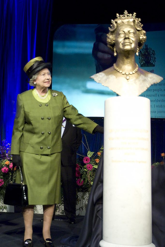 Her Majesty The Queen unveiling her sculpture by Frances Segelman for The Scout Association