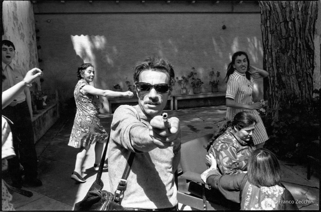 Franco Zecchin, Laboratorio teatrale allo Psichiatrico. Palermo, 1983.© Franco Zecchin