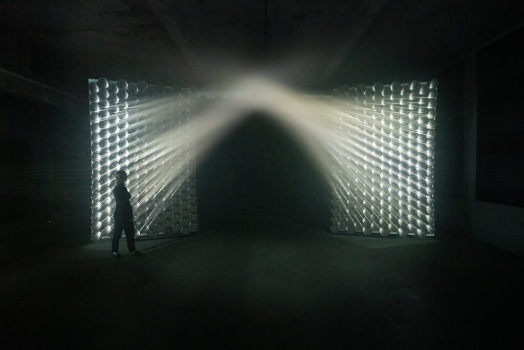 Kimchi and Chips with Rosa Menkman - Cyclops Retina - Light Barrier 2.4 site-specific installation for Thin Air (Photo by Sandra Campione)