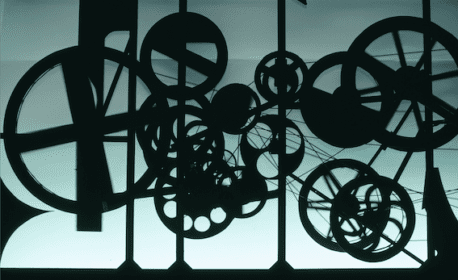 Jean Tinguely Requiem pour une feuille morte, 1967 (detail) Installation view, Palazzo Grassi, Venice, 1987 Courtesy Magnum Photos Jean Tinguely © SIAE, 2024 Photo René Burri