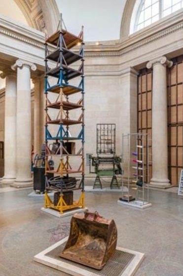 Mike Nelson,The Asset Strippers, 2019. Installation views: Tate Britain Commission 2019. © Mike Nelson. Courtesy the artist and Galleria Franco Noero, Turin; Matt's Gallery, London; 303 Gallery, New York and neugerriemschneider, Berlin. Photos: Matt Greenwood