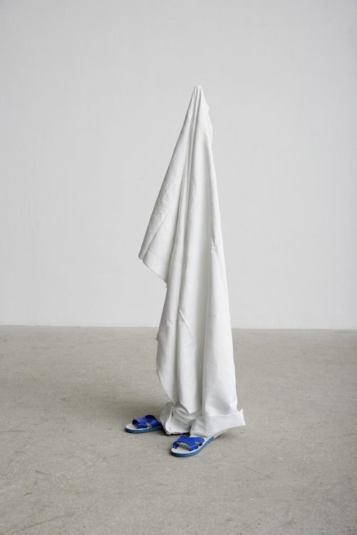 Yikes (Substitutes), Erwin Wurm, 2024. Courtesy of the Artist and König Galerie © 2025, ProLitteris, Zurich Photo Credit: Markus Gradwohl