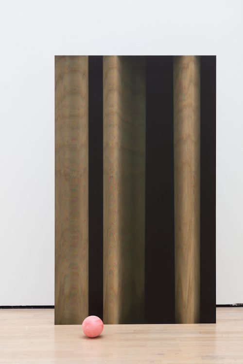 Sara Enrico, Intermezzo, 2019 pigment printing on photographic paper, aluminum 200×120×55cm Installation view of Focus Sara Enrico.The Jumpsuit Theme, Mart - Museo di arte moderna e contemporanea di Trento e Rovereto, 2019 Courtesy of the artist and Mart, Rovereto Photo © Archivio fotografico e Mediateca Mart, Alessandro Nassiri