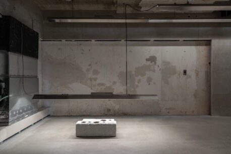 Installation view, eva hesse, lukas heerich, rindon johnson, 2026