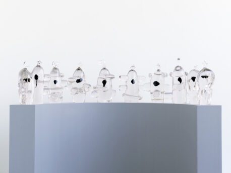 Tony Cragg, Leaders, 2025, Glass